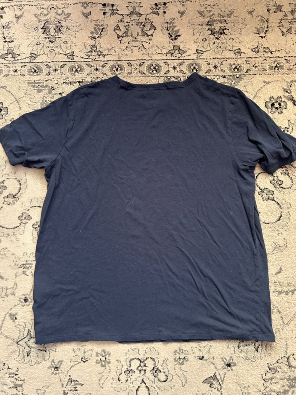 Everlane Crew Neck T-Shirt in Navy - Picture 4 of 5
